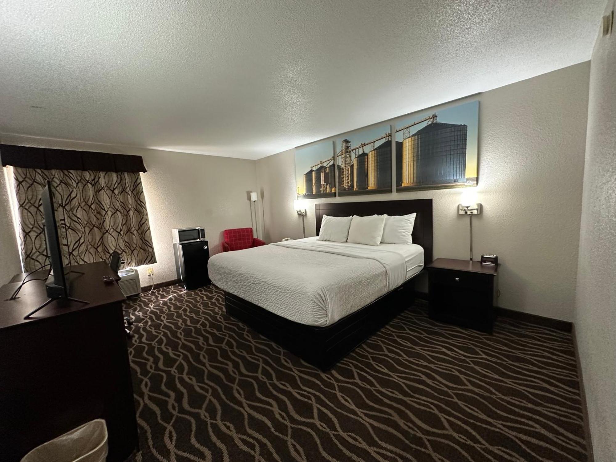 Days Inn & Suites By Wyndham Casey Ngoại thất bức ảnh